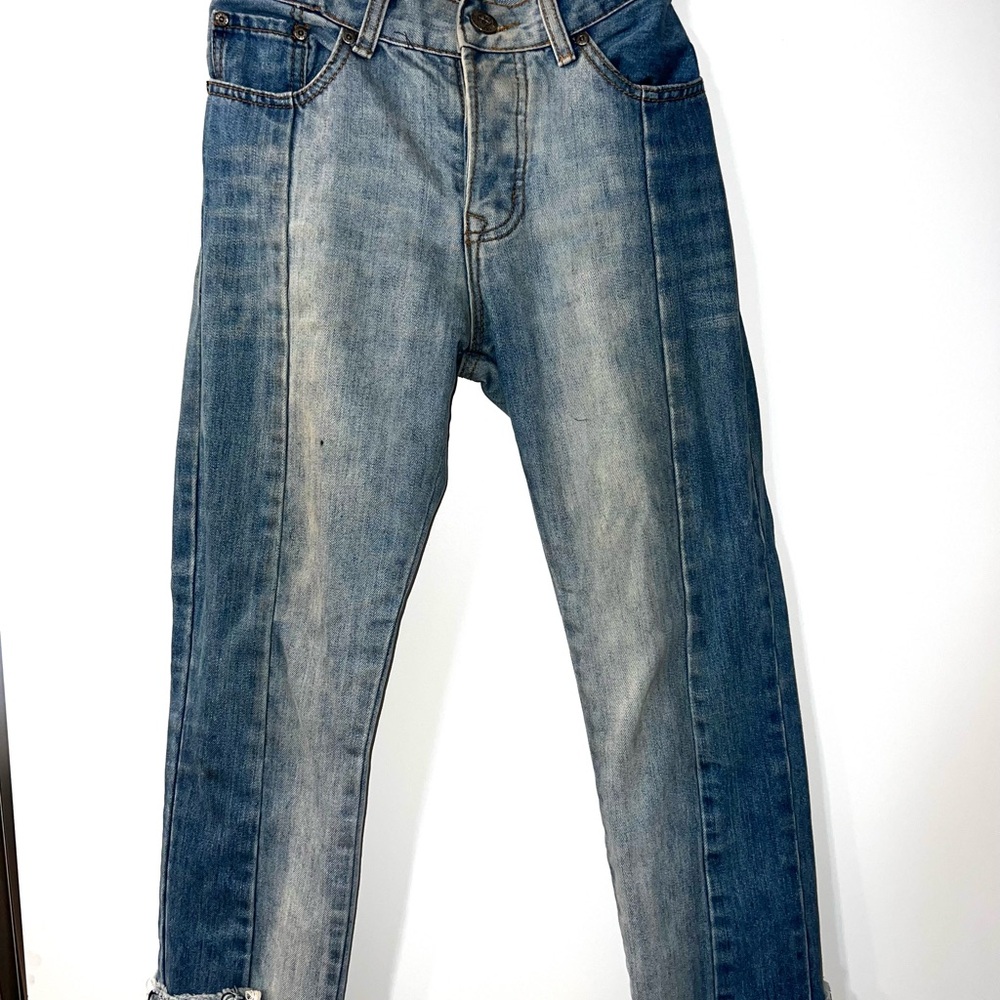 Women’s two-toned Blue Jeans
